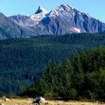 From Cowee Meadow we spot termination dust on jagged peaks on Sept. 18. (Courtesy Photo / Denise Carroll)