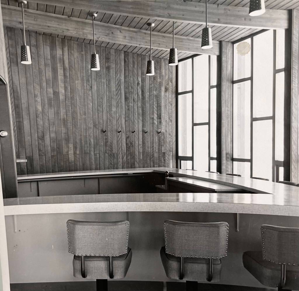 Interior photo of coffee bar/restaurant at the Mendenhall Glacier Visitor Center. (U.S. Forest Service photo)
Interior photo of coffee bar/restaurant at the Mendenhall Glacier Visitor Center. (U.S. Forest Service photo)
